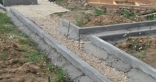 Установка бордюров для плитки в Гусе-Хрустальном в октябре