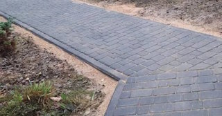 Укладка тротуарной плитки на основание в Гусе-Хрустальном в октябре