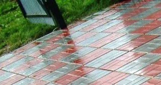 Профессиональная укладка цементной тротуарной плитки в Гусе-Хрустальном в октябре